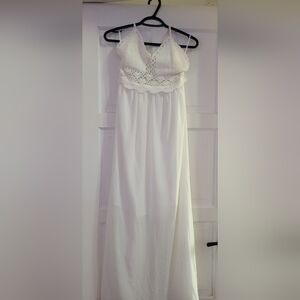 Elegant White Lace Maxi Dress